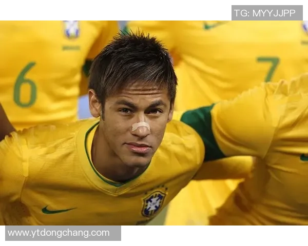 巴西足球明星贝贝拖的传奇之路与辉煌成就揭秘